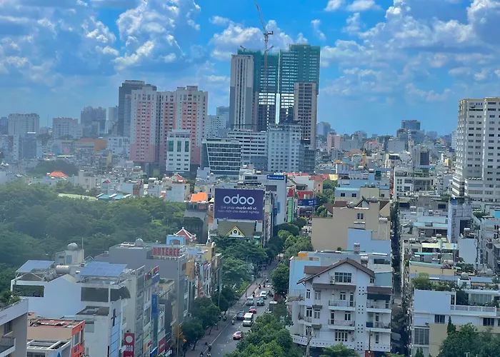 Vinh Hoi s - Luxury Furnished Suites